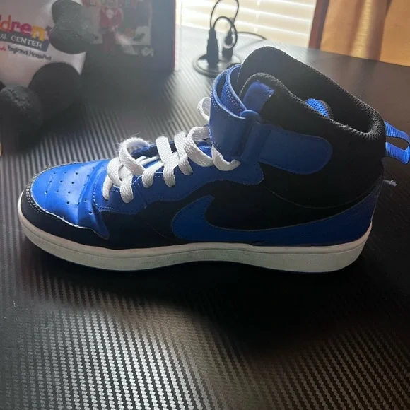 Nike boys shoes - Picture 5 of 5